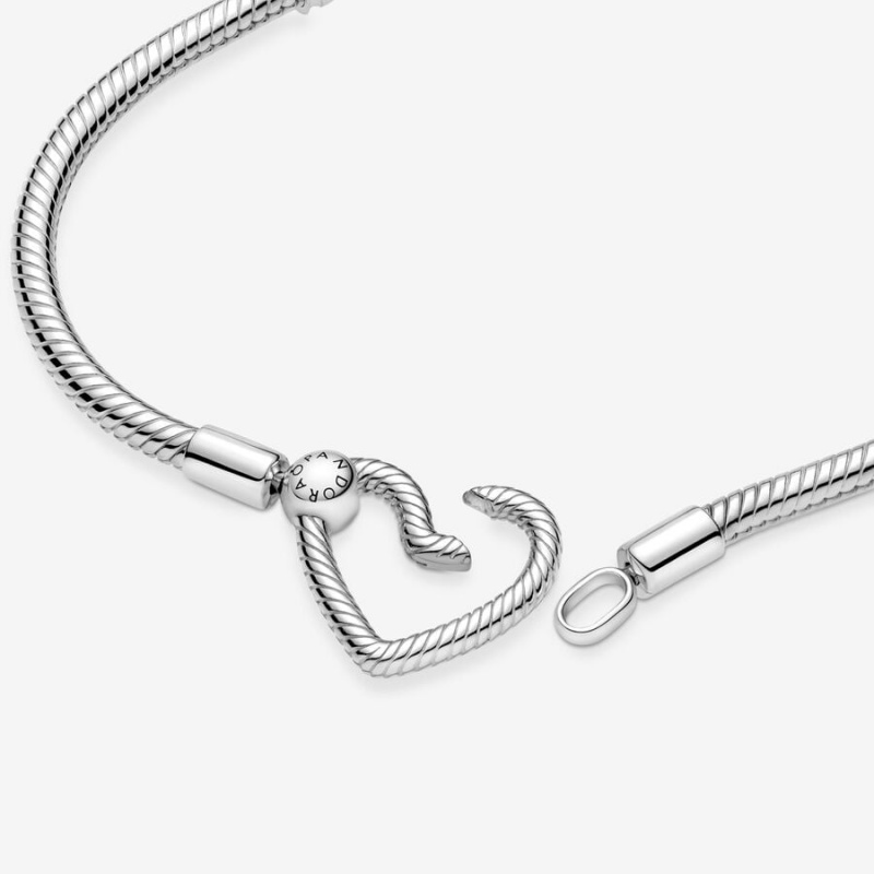 Sterling Silver Pandora Moments Heart Closure Snake Charm Bracelets | 819-PXTWQM